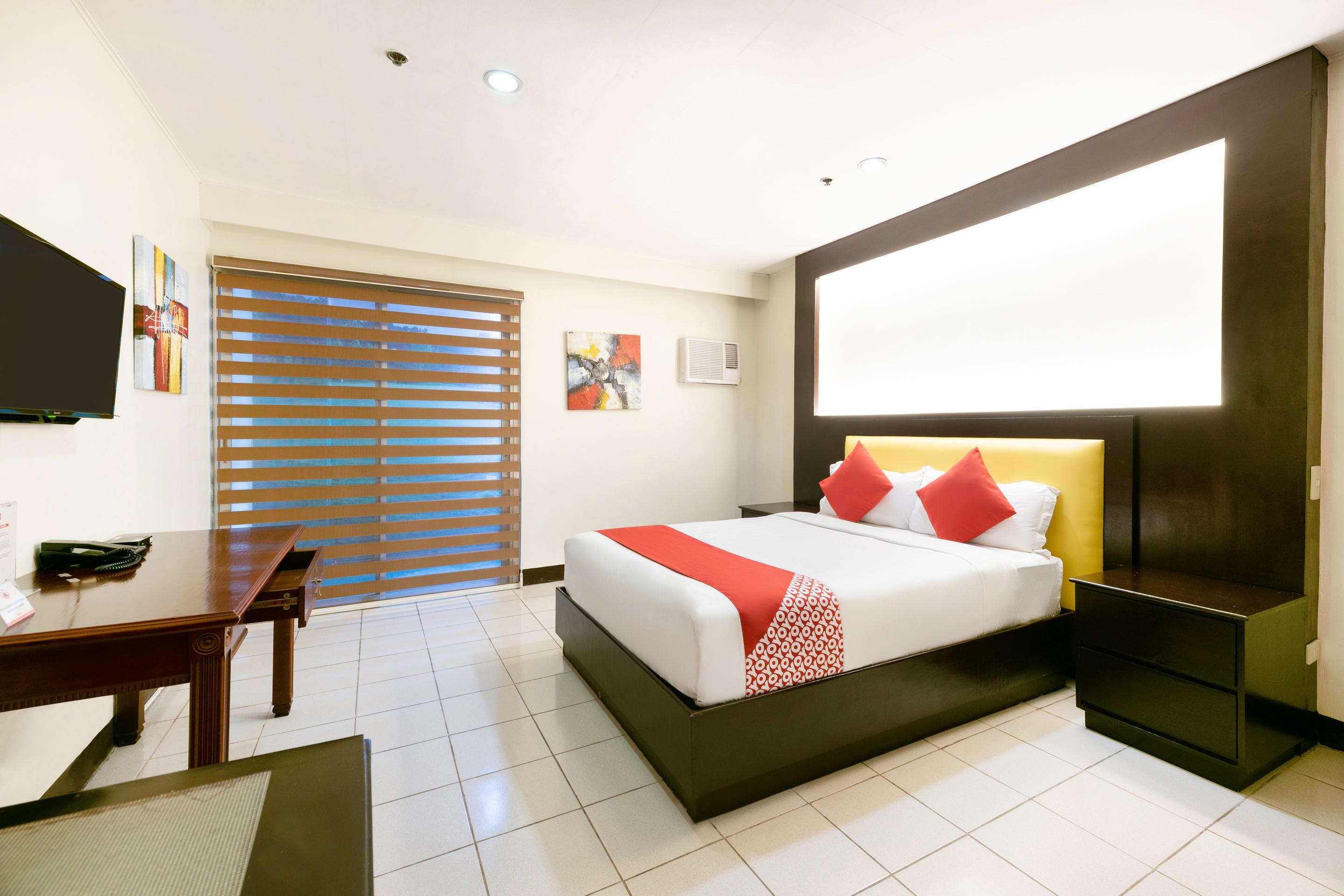 Oyo 115 Northridge Mansions Hotel Quezon City Exterior foto