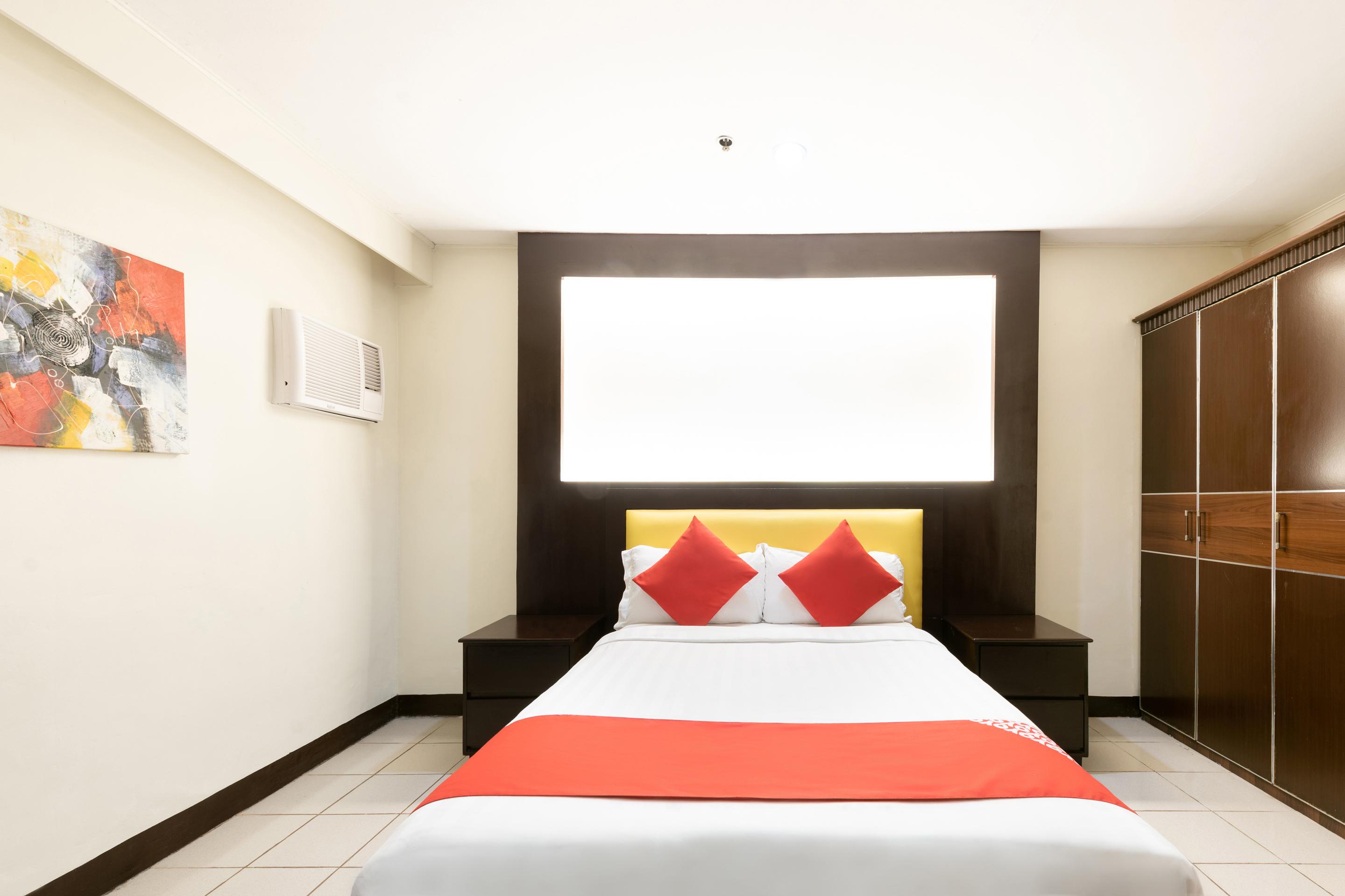 Oyo 115 Northridge Mansions Hotel Quezon City Exterior foto
