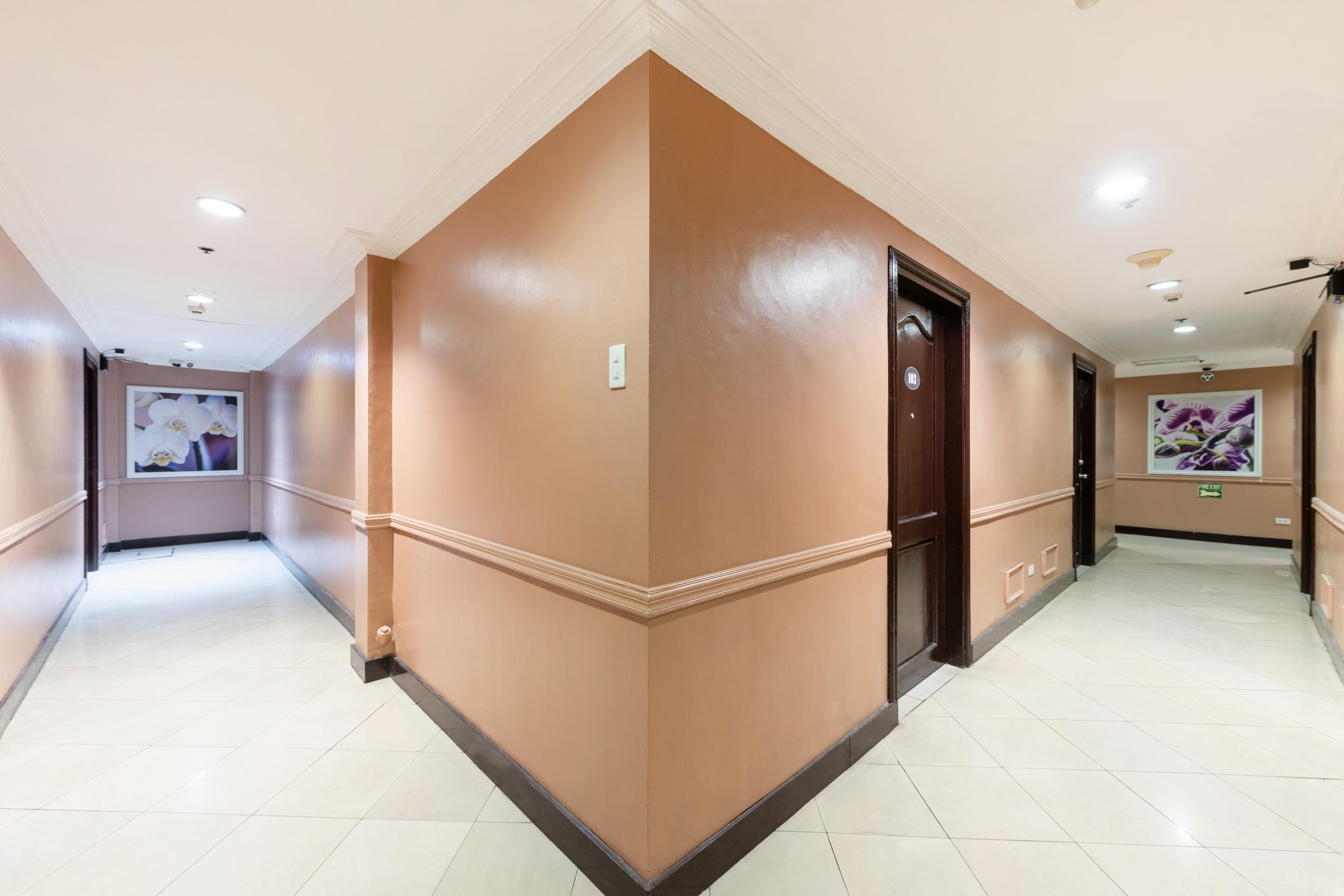 Oyo 115 Northridge Mansions Hotel Quezon City Exterior foto