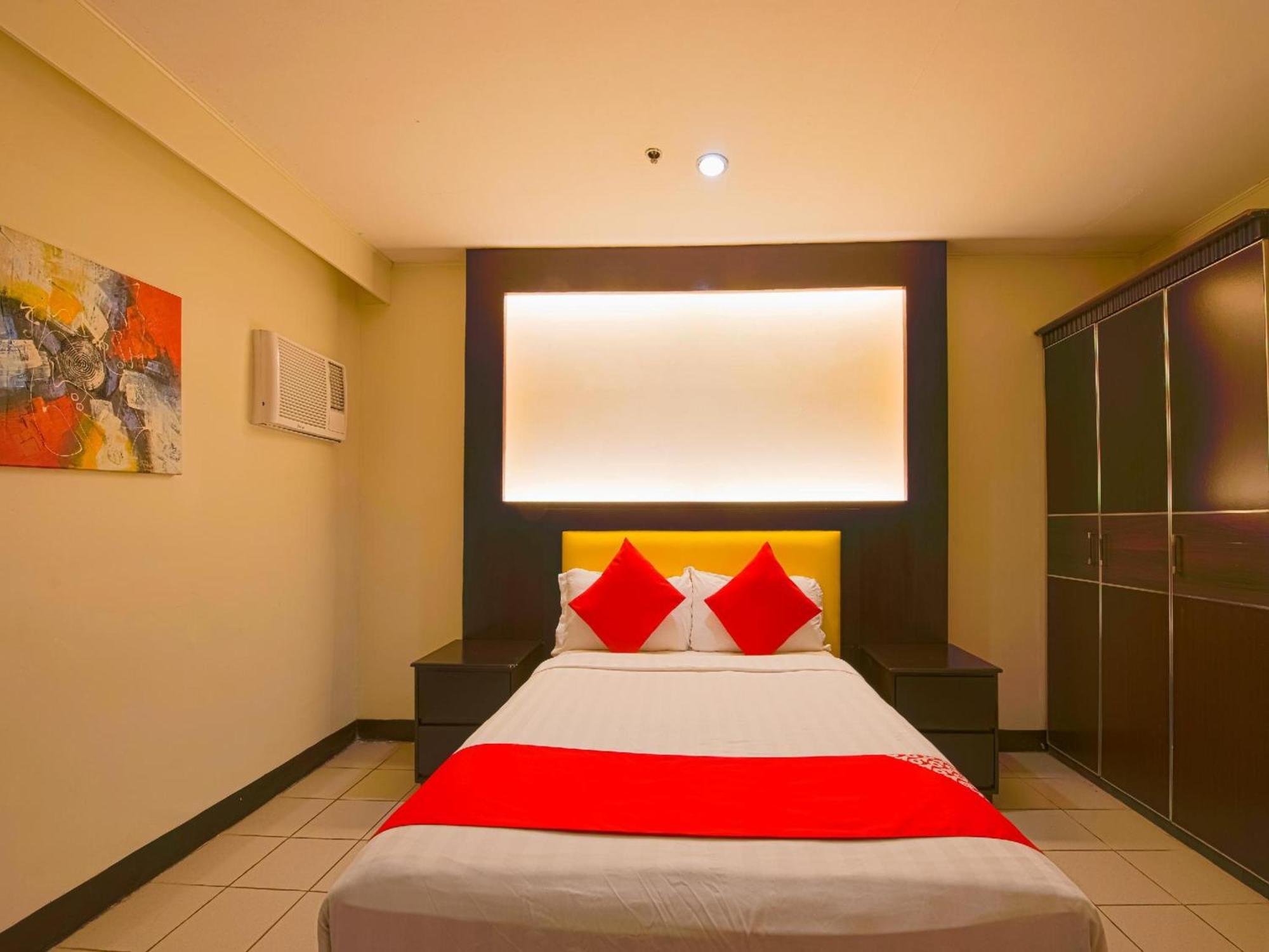 Oyo 115 Northridge Mansions Hotel Quezon City Exterior foto
