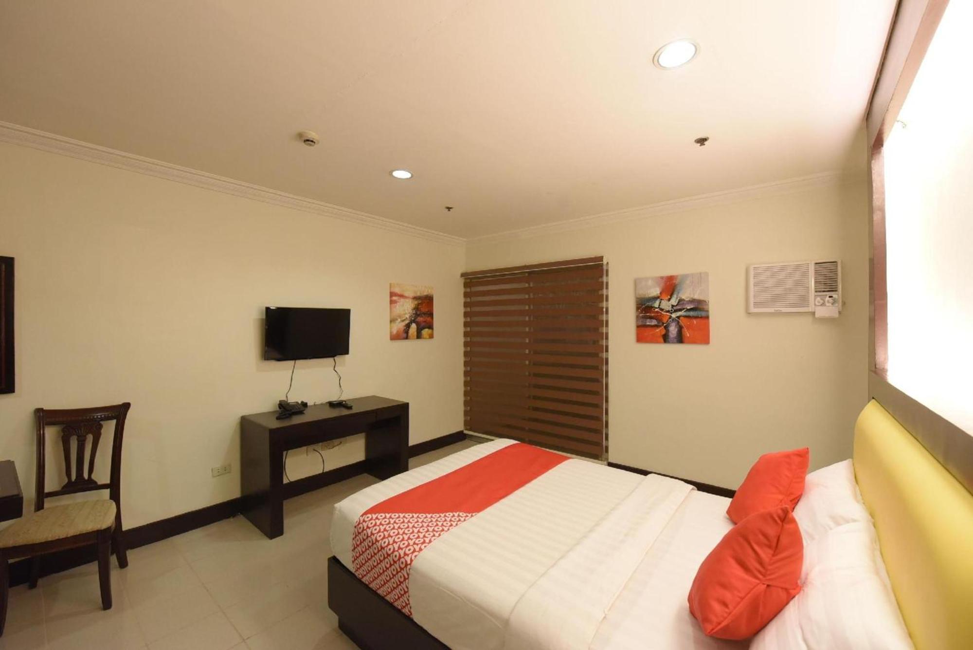 Oyo 115 Northridge Mansions Hotel Quezon City Exterior foto